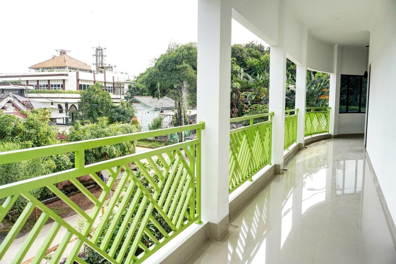 Hotel Capital O 92804 La Tansa Syariah Cikarang